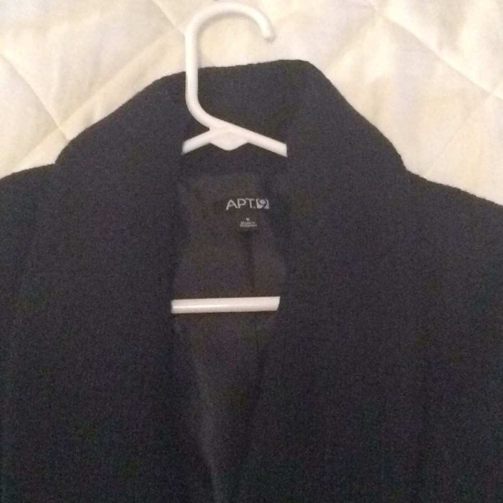 Jacket - Picture 2 of 3